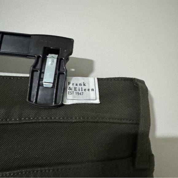 Frank & Eileen Cork Straight Leg Jeans Olive Green Size 26 NWOT - Picture 7 of 7